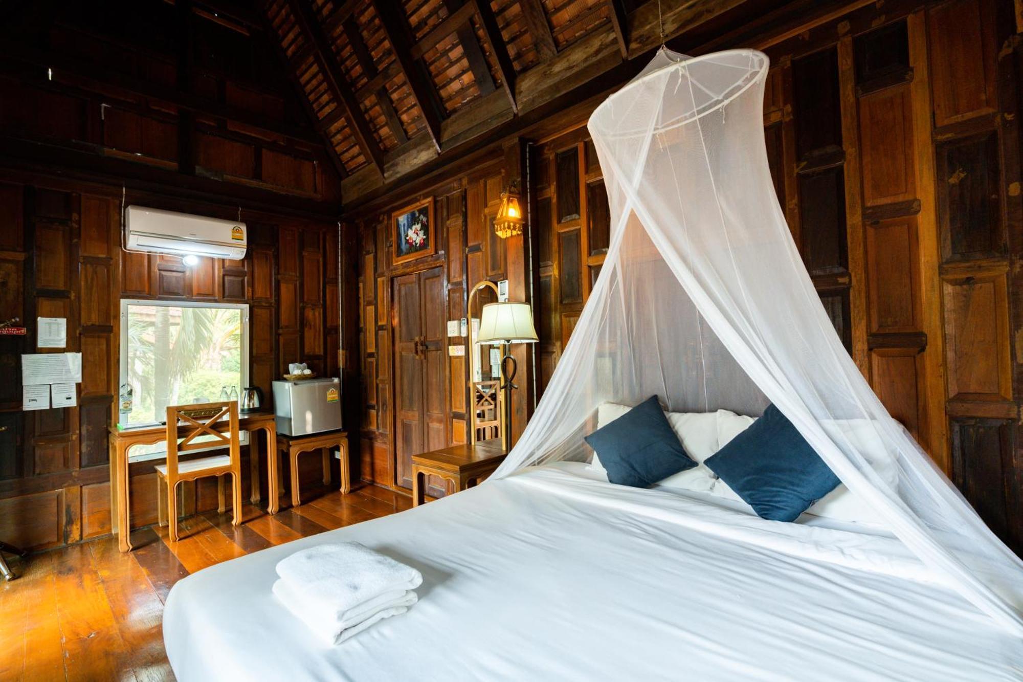 Lamphurai Riverside Resort And Spa ตราด ภายนอก รูปภาพ